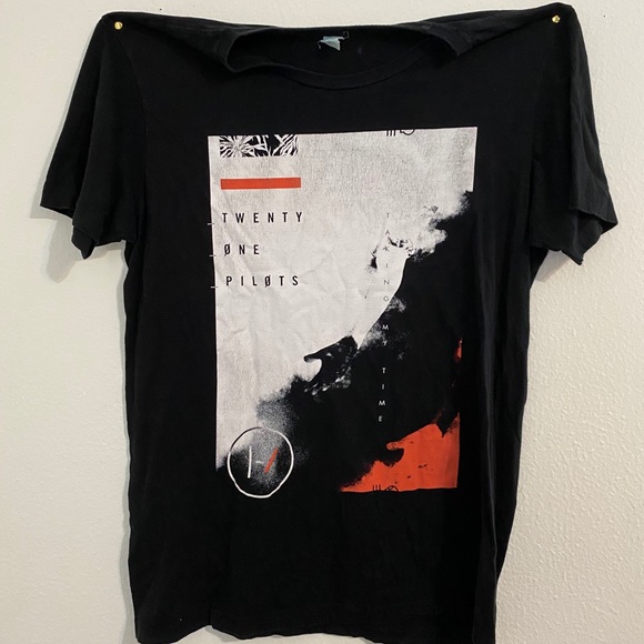 Twenty One Pilots T-Shirt (Hot Topic) - Picture 1 of 1